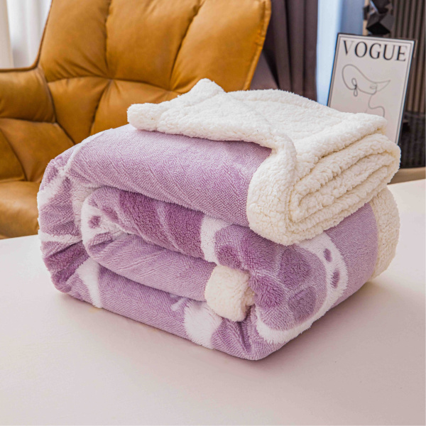 Pătură Cocolino 3D cu Blăniță – Moale, Călduroasă și Elegantă, Imprimeu Fluture, 200×230 cm-Lila - imagine 3