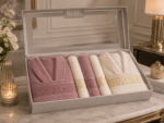 Set cadou premium halate și prosoape din bumbac 100% – 2 halate unisex + 4 prosoape, cutie elegantă cu mâner-SHB-9