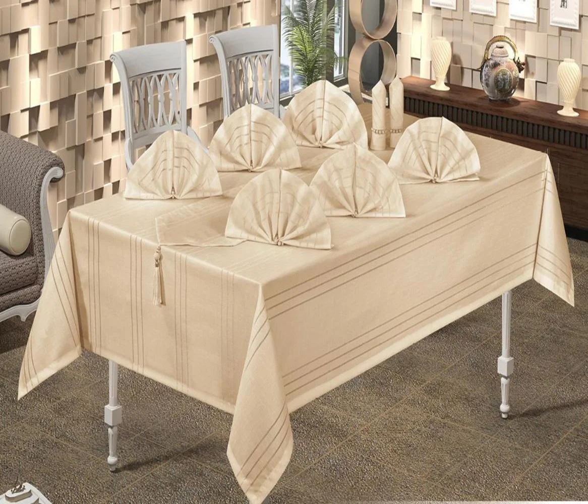 fata-de-masa-colber-jaquard-damasc-deluxe-bej-150x260-cm-26-piese fata-de-masa-colber-jaquard-damasc-deluxe-bej-150x260-cm-26-piese